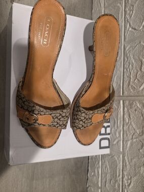 Coach Vintage Kitten Heels